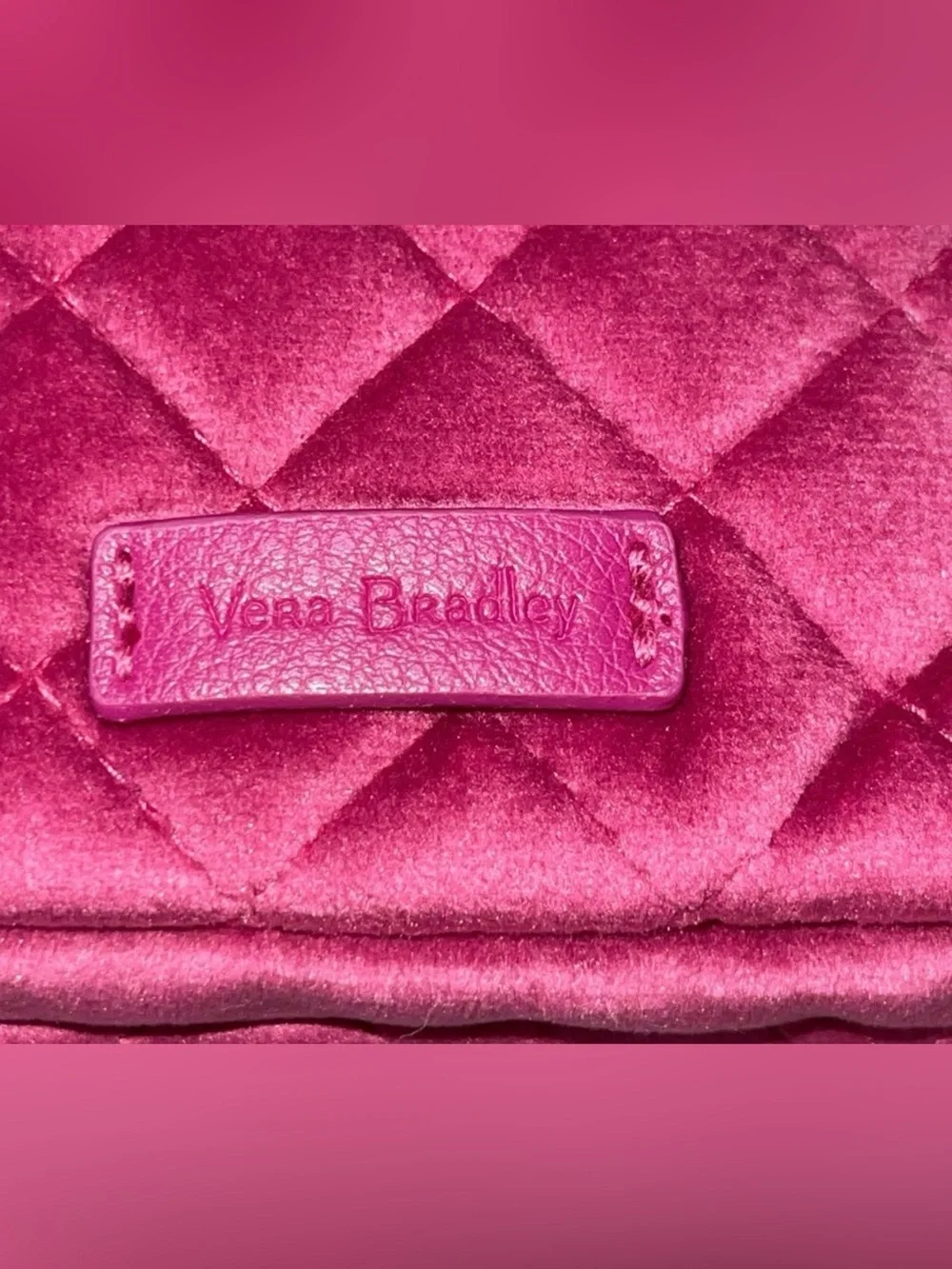 VERA BRADLEY Quilted Pink Velvet Compact Organizer.